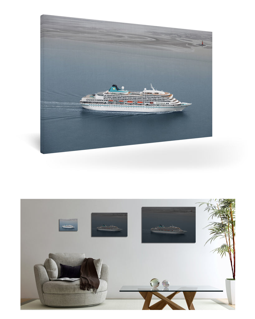 Bremerhaven, Deutschland mit MS Amera