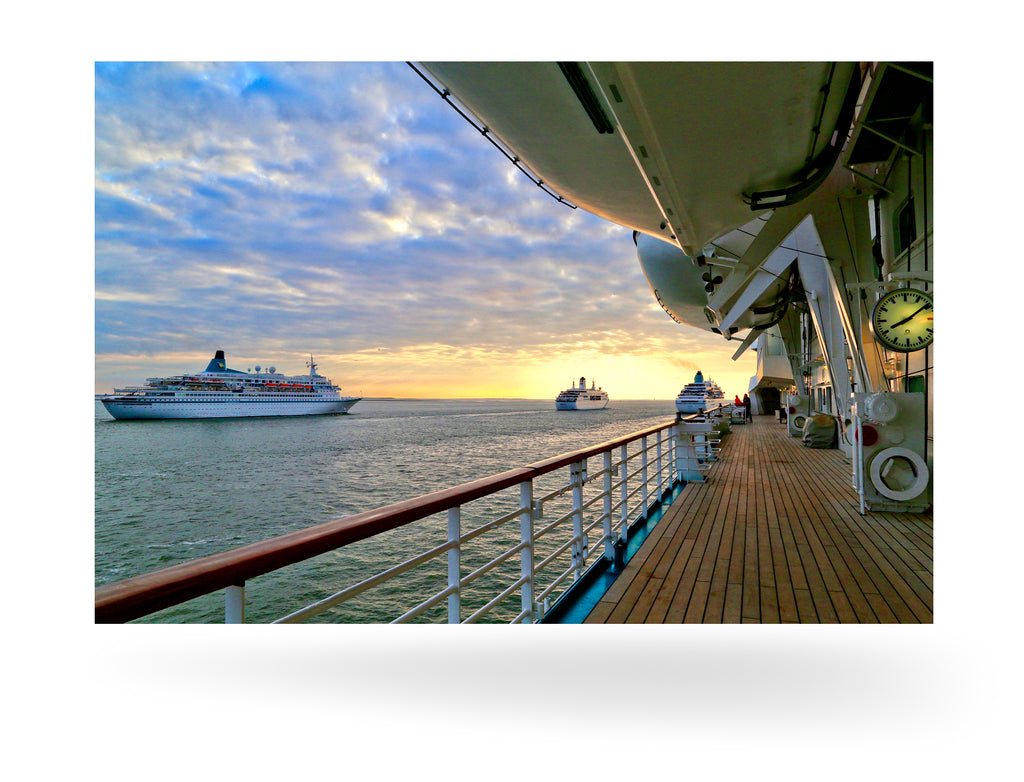 Bremerhaven, Deutschland mit Phoenix Reisen Flotte