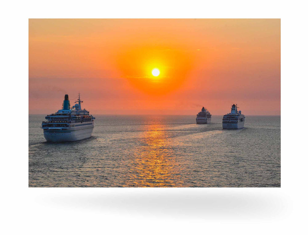 Bremerhaven, Deutschland mit Phoenix Reisen Flotte