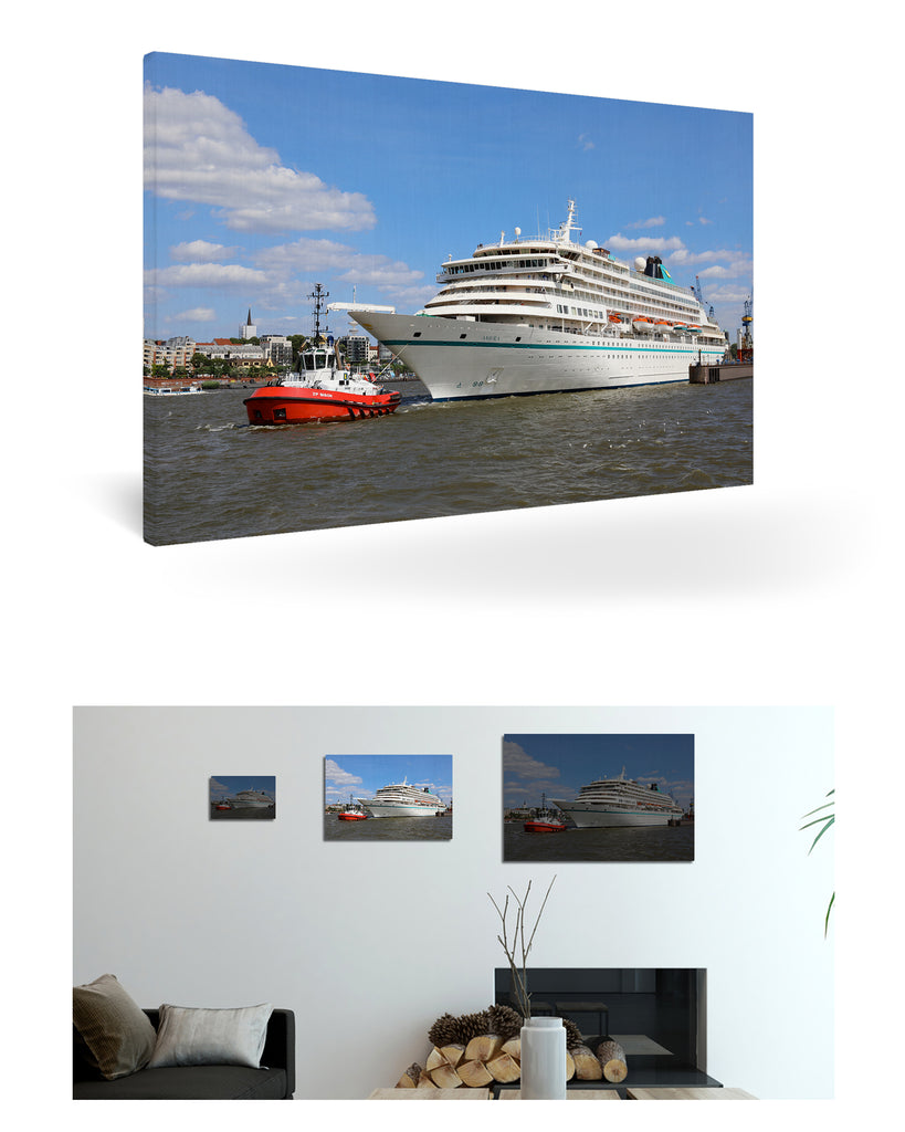 Hamburg, Deutschland mit MS Amera