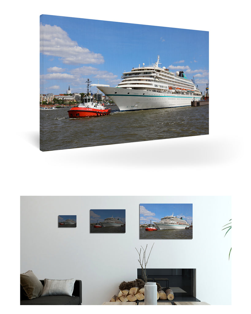 Hamburg, Deutschland mit MS Amera