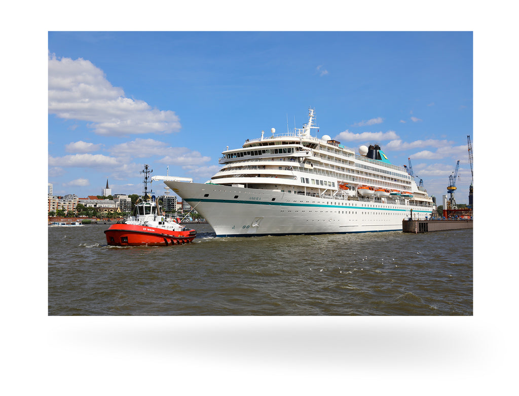 Hamburg, Deutschland mit MS Amera