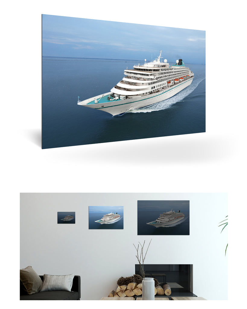 Bremerhaven, Deutschland mit MS Amera