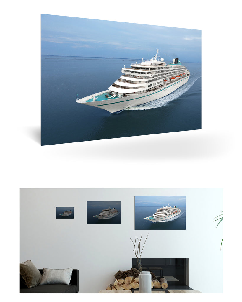 Bremerhaven, Deutschland mit MS Amera