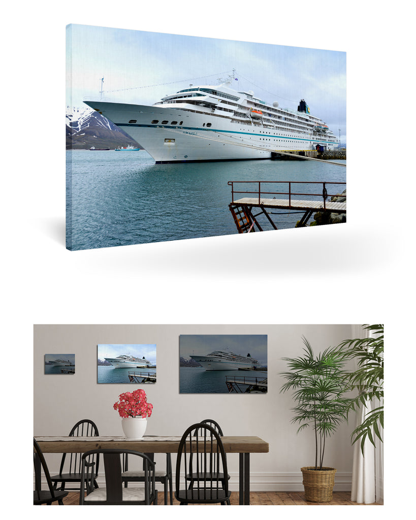 Longyearbyen, Norwegen mit MS Amadea