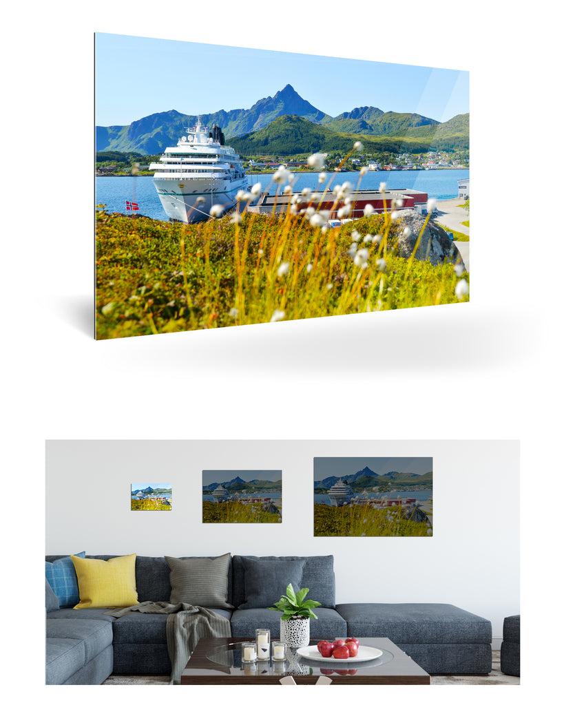 Leknes, Norwegen mit MS Amadea