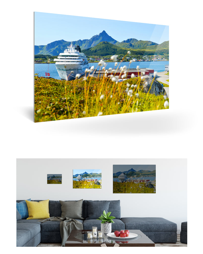 Leknes, Norwegen mit MS Amadea