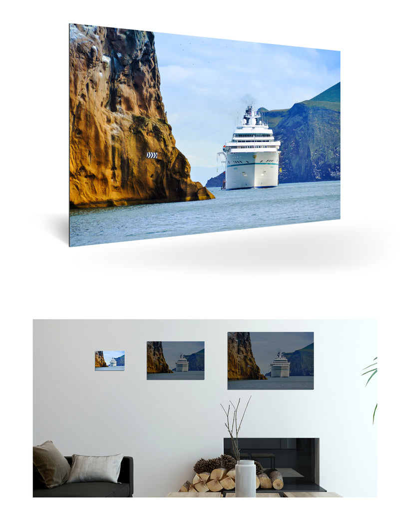 Heimaey, Island mit MS Amadea