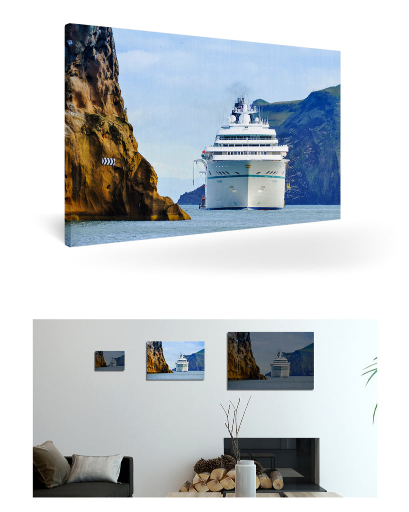 Heimaey, Island mit MS Amadea