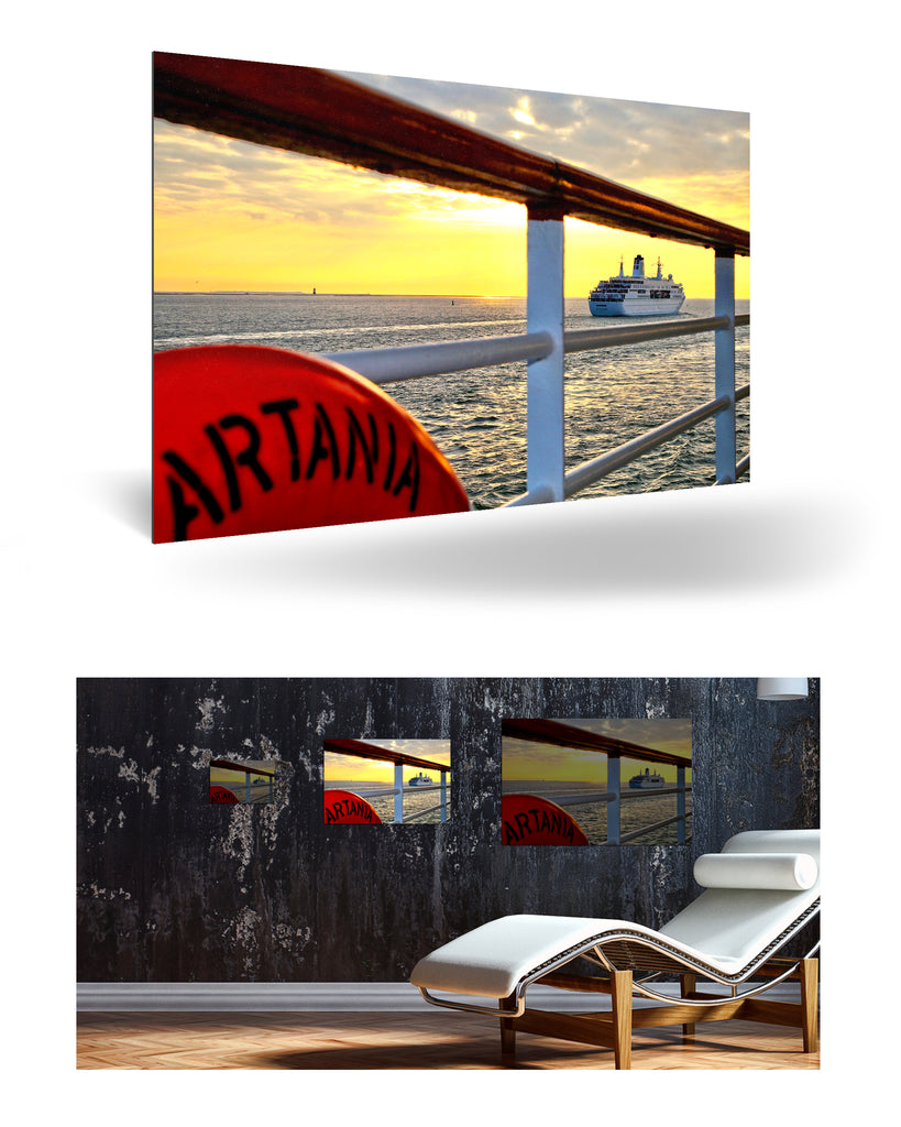 Bremerhaven, Deutschland mit Phoenix Reisen Flotte