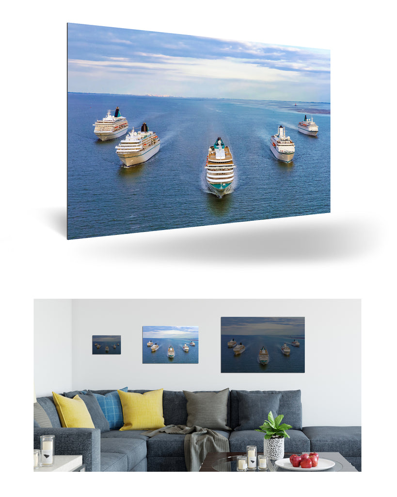 Bremerhaven, Deutschland mit Phoenix Reisen Flotte