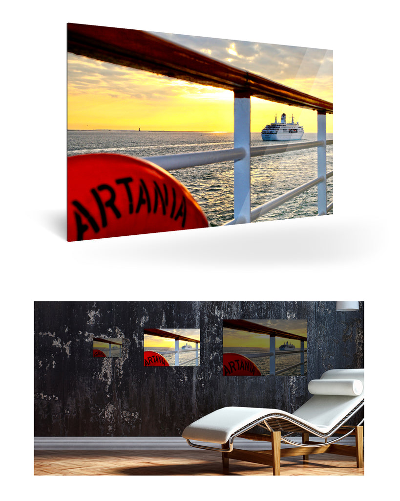 Bremerhaven, Deutschland mit Phoenix Reisen Flotte