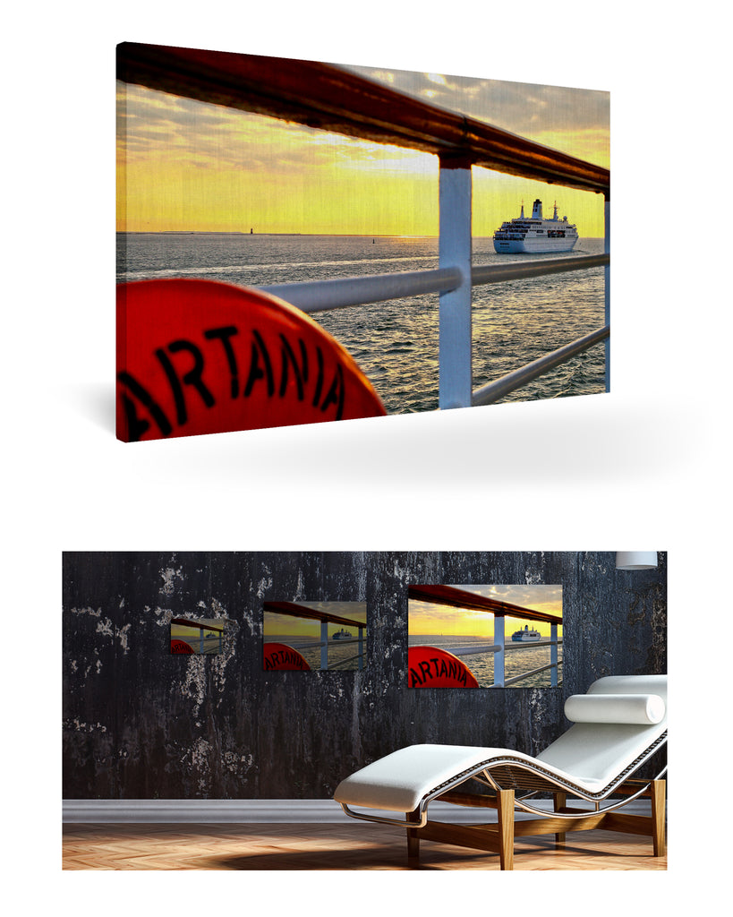 Bremerhaven, Deutschland mit Phoenix Reisen Flotte