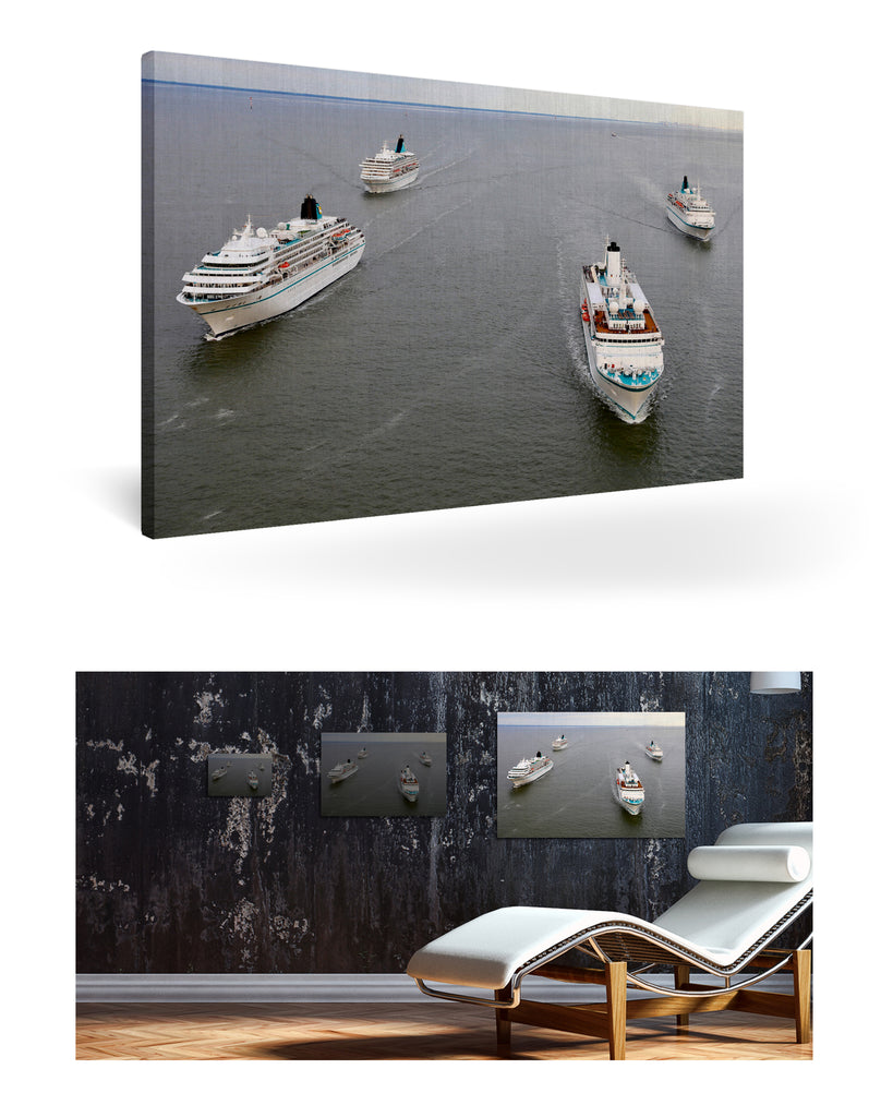 Bremerhaven, Deutschland mit Phoenix Reisen Flotte