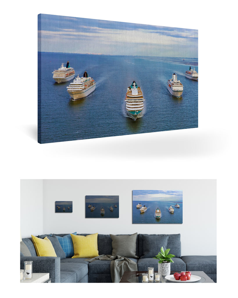 Bremerhaven, Deutschland mit Phoenix Reisen Flotte