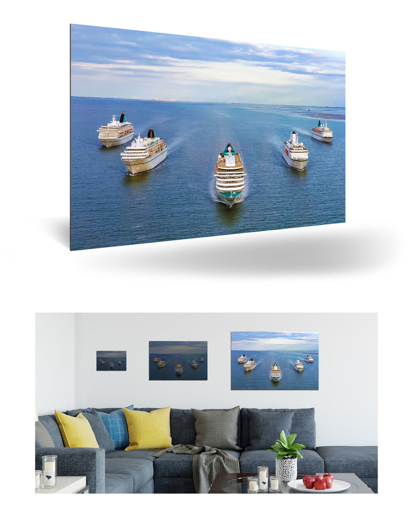 Bremerhaven, Deutschland mit Phoenix Reisen Flotte