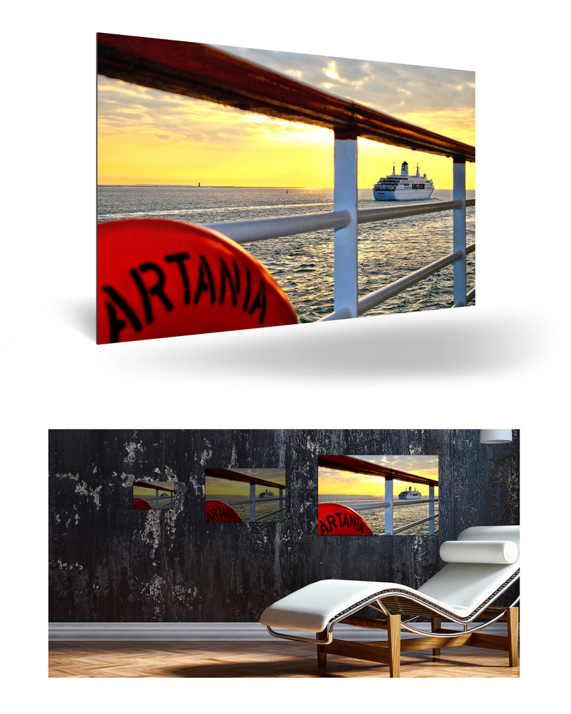 Bremerhaven, Deutschland mit Phoenix Reisen Flotte