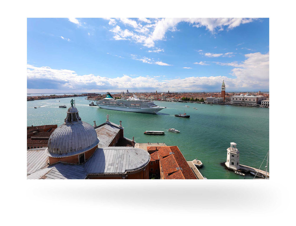 Venedig, Italien mit MS Artania