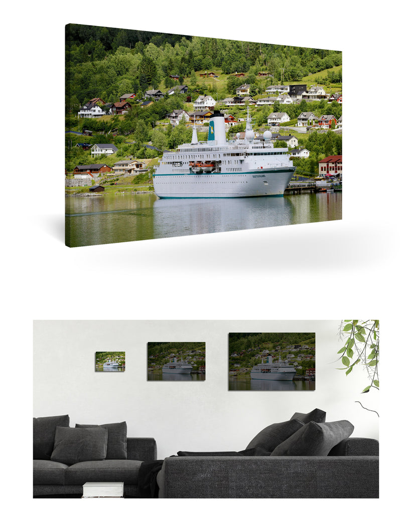 Olden, Norwegen mit MS Deutschland